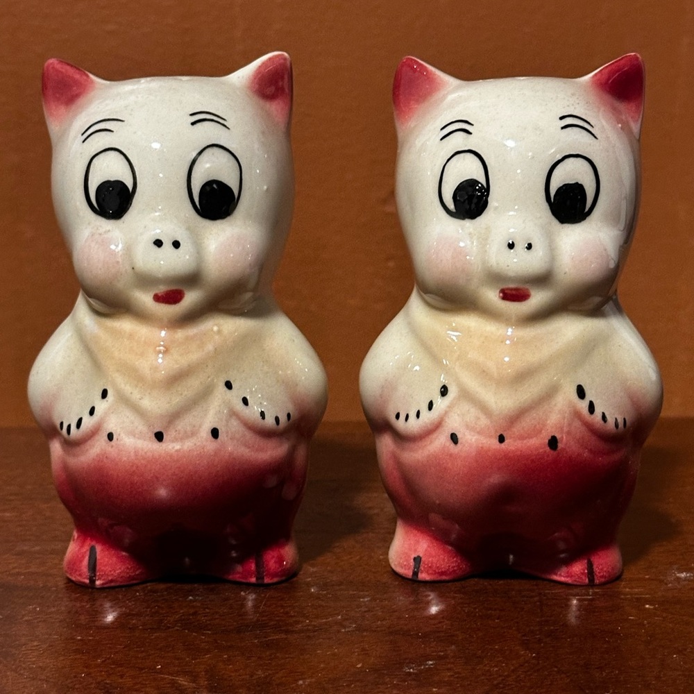 Vintage American Bisque Pottery Porky Pig Salt Pepper Shakers